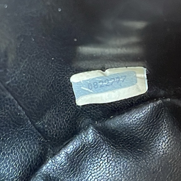 LIKE NEW CHANEL RARE MINI DIAMOND STITCH LEATHER DRAWSTRING CROSSBODY 24K GHW - Picture 17 of 17